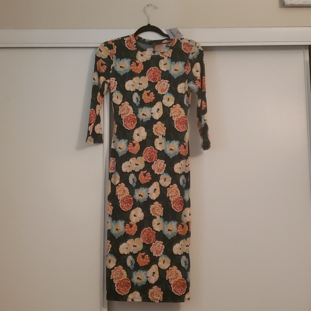 Long sleeve flower print maxi dress
